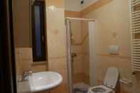 In-room Bathroom Residence Rosa Virginia 16