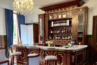 Bar, Cafe and Lounge Alexandra Palace - La Maison Younan