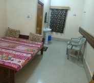 Phòng ngủ 3 Hotel Anjali
