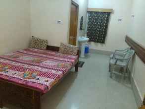 Phòng ngủ 4 Hotel Anjali