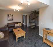 Common Space 2 Lord Galloway 31 With Hot Tub, Newton Stewart