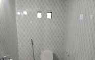 Phòng tắm bên trong 5 Toong homestay - Hostel