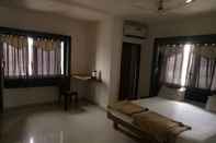 Bedroom JK Rooms 133 Ankleshwar GIDC