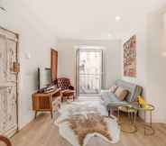 Ruang Umum 2 Charming Apartment in Alfama