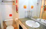 In-room Bathroom 6 View Talay 2 - 1 bed Jomtien