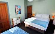 Phòng ngủ 2 Rewa House ~ city home, 3 bedrooms, walk to CBD