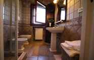 Phòng tắm bên trong 3 Villa Mangini