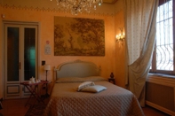 Bedroom B&B Villa Valentino