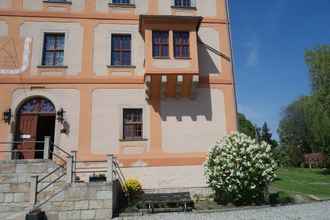 Bangunan 4 Hotel Garni Schloss Schönberg