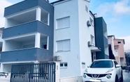 Exterior 4 Apartments Milic