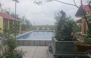 Kolam Renang 2 Tam Coc Sunrise Homestay