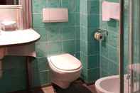 Toilet Kamar HR Hotel