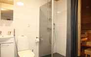 In-room Bathroom 6 DP Apartments Vaasa