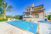 Swimming Pool Villa Ammodis