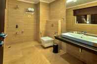 ห้องน้ำภายในห้อง Hotel Heritage Luxury