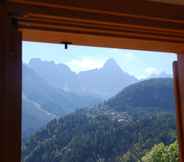 Nearby View and Attractions 3 Dolomiti Lodge Villa Gaia