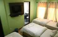 Bedroom 2 Hotel Samrajya