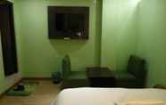 Bedroom 7 Hotel Samrajya