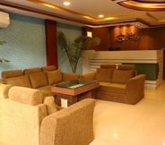 Lobby 6 Hotel Samrajya