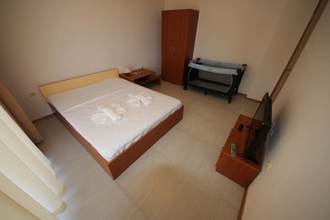 Kamar Tidur 4 Menada Apartments in Sunny Beach Hills