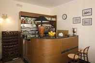 Bar, Kafe, dan Lounge Hotel Villa Giulia