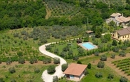 Nearby View and Attractions 4 Fattoria Del Quondam