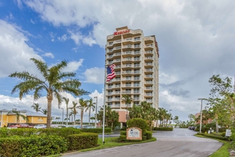 Exterior 4 Lovers Key Resort 1205