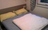 Kamar Tidur 6 Mobil Home Casita