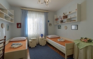 Kamar Tidur 5 Rooms Center of Trogir