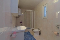 Toilet Kamar Rooms Center of Trogir