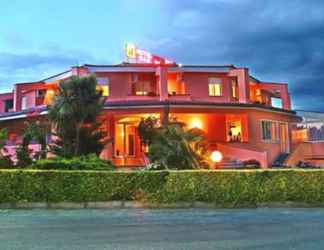 Exterior 2 Hotel Il Cavallino Rosso