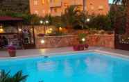 Swimming Pool 5 Hotel Il Cavallino Rosso