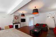 Common Space Backpackers House Antibes