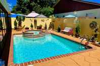 Swimming Pool Friendly Family House