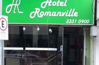 ภายนอกอาคาร Hotel Romanville