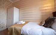 Kamar Tidur 3 Rowan Tree Country Hotel