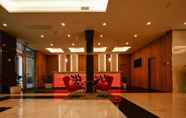 Lobi 2 Silver Crown Hotel & Residence