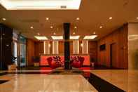 Lobi Silver Crown Hotel & Residence