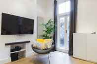 Kamar Tidur Modern stylish and luxurious 1 bed flat