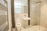 Toilet Kamar King John Court Apartments