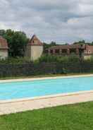 SWIMMING_POOL Château de Fontnoble