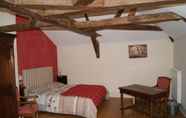 Bedroom 4 Château de Fontnoble