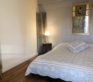 Kamar Tidur 6 Maison d'Anvers B&B