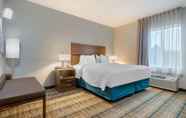 Bedroom 6 MainStay Suites Bricktown - near Medical Center