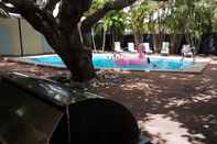 Swimming Pool Darwin Hostel