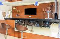 Bar, Cafe and Lounge Treebo Trend Sonachi