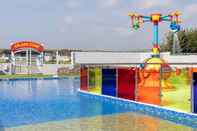 Kolam Renang Bude Holiday Resort