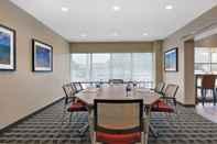 Functional Hall TownePlace Suites by Marriott Sarasota Bradenton West