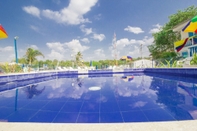 Swimming Pool Hotel Brisas del Mar