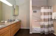 Toilet Kamar 5 Kasa Bellevue Seattle